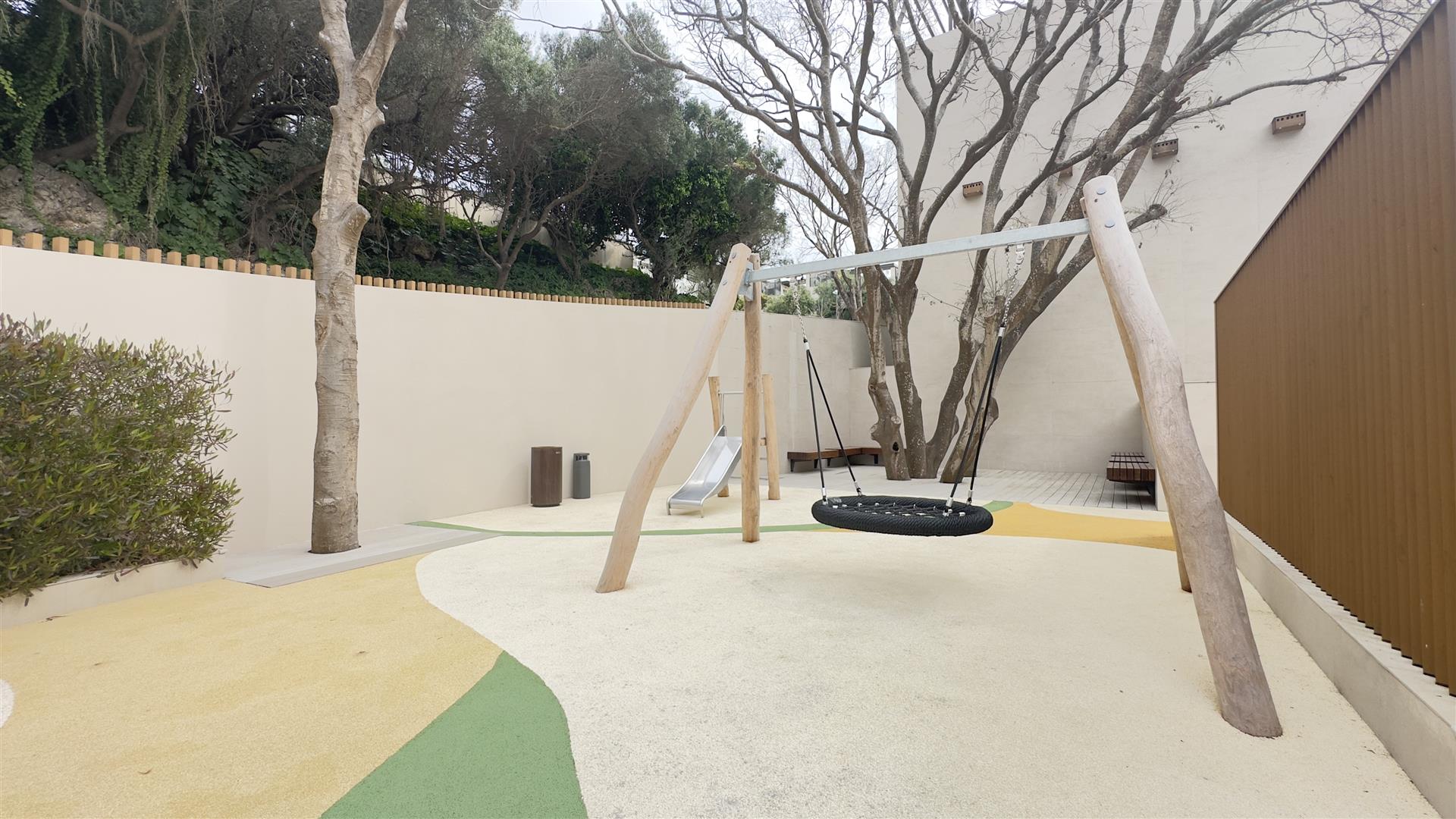 Image of House - 4 Bedrooms - 3 Bathrooms for Sale in North Gorge-Gibraltar, Image 6